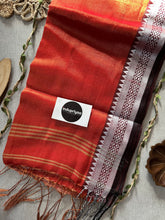 Indupriyaa Orange Temple Designe  Handloom Raga Tissue Saree